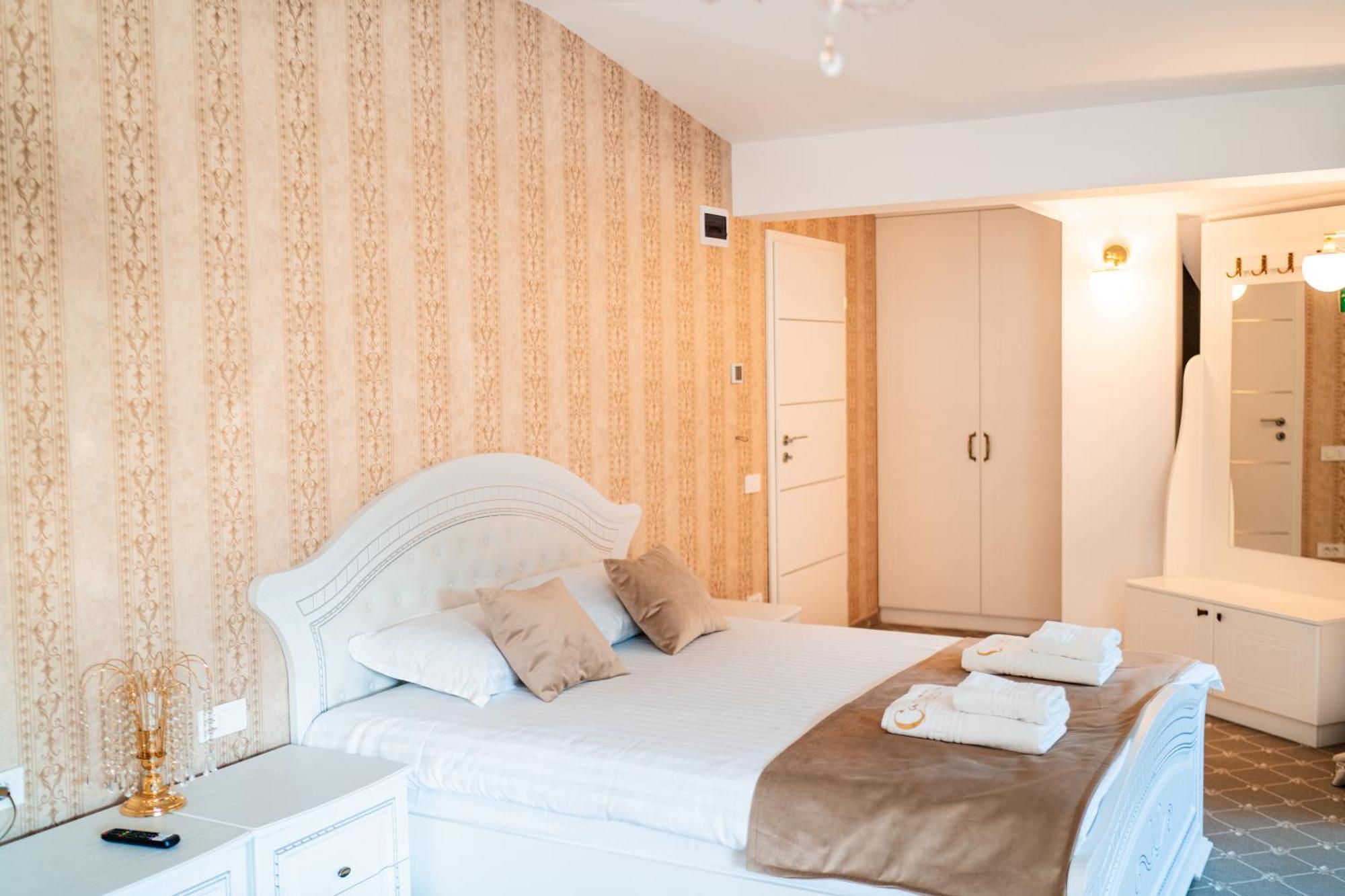 Carpentiere Arena Hotell Răşinari Eksteriør bilde