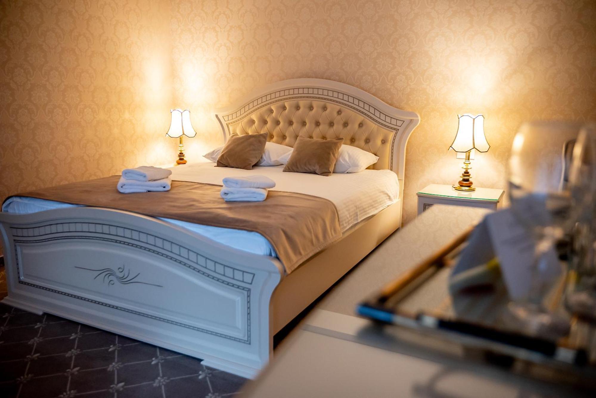 Carpentiere Arena Hotell Răşinari Eksteriør bilde