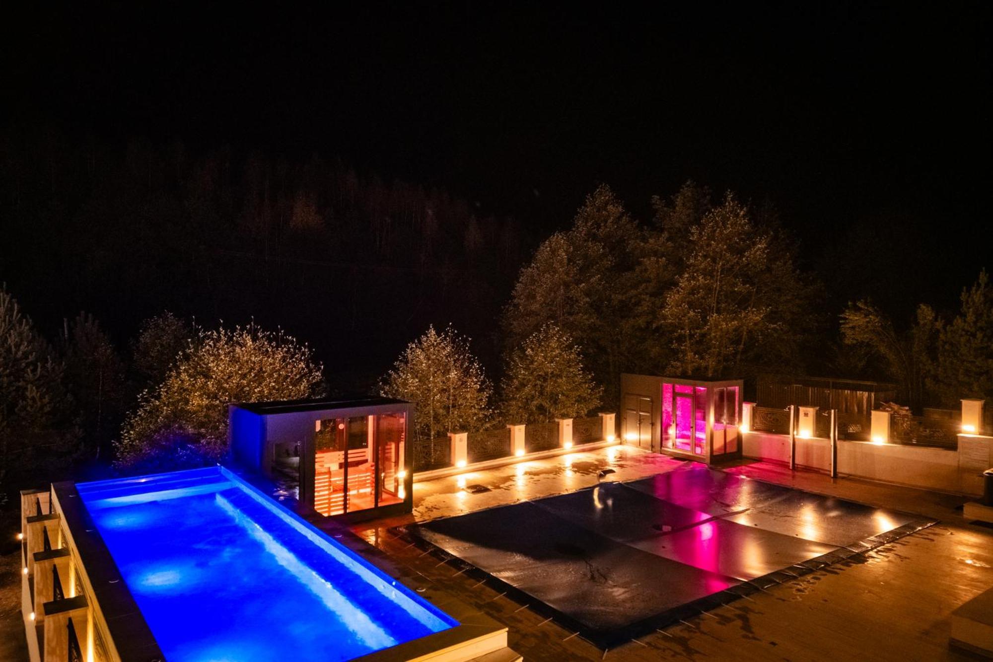 Carpentiere Arena Hotell Răşinari Eksteriør bilde