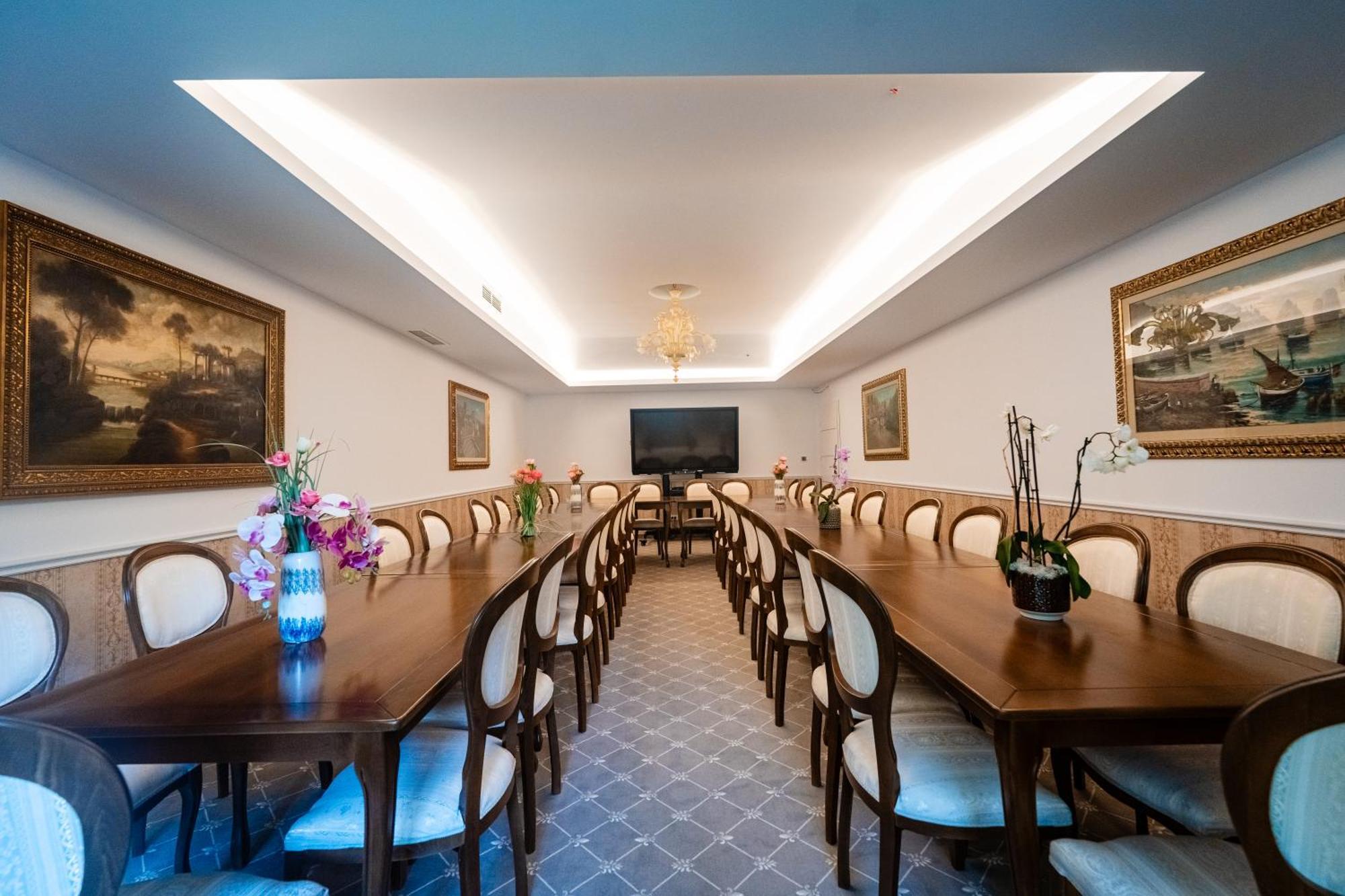 Carpentiere Arena Hotell Răşinari Eksteriør bilde