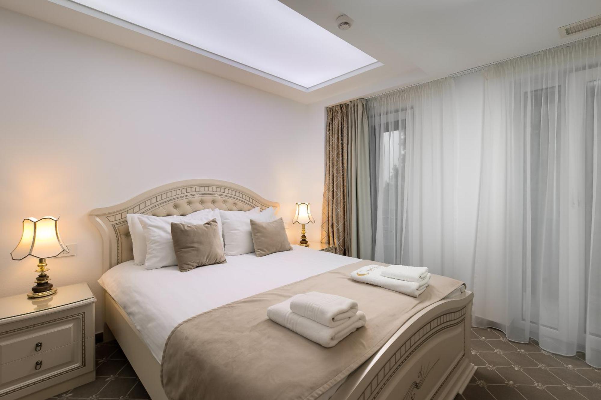 Carpentiere Arena Hotell Răşinari Eksteriør bilde